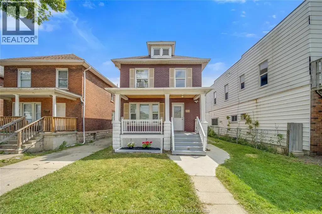 392 Curry Avenue, Windsor