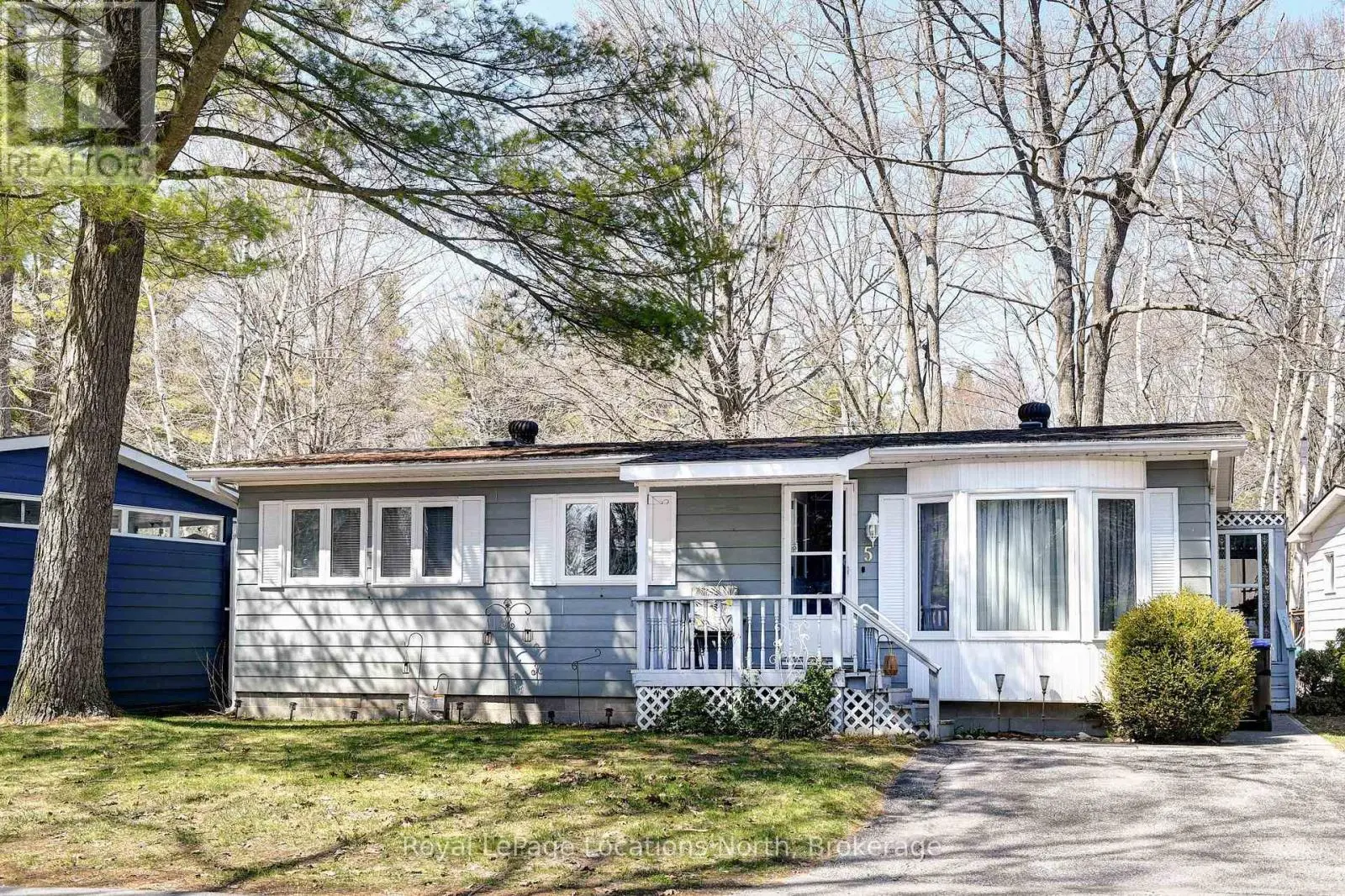 5 Murray Drive, Wasaga Beach
