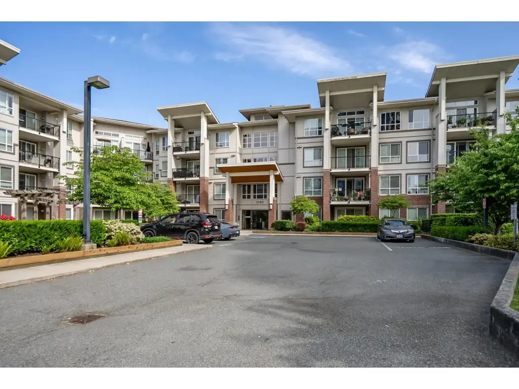 303 3192 Gladwin Road, Abbotsford