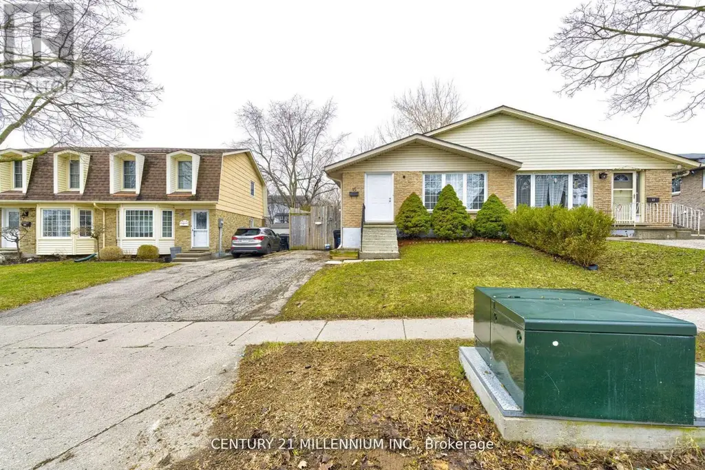 15 Northview Heights Drive, Cambridge