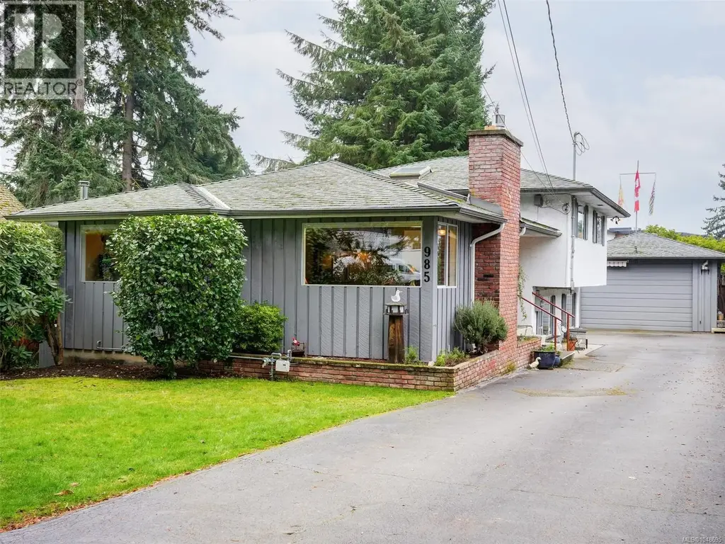 985 Sutcliffe Rd, Saanich