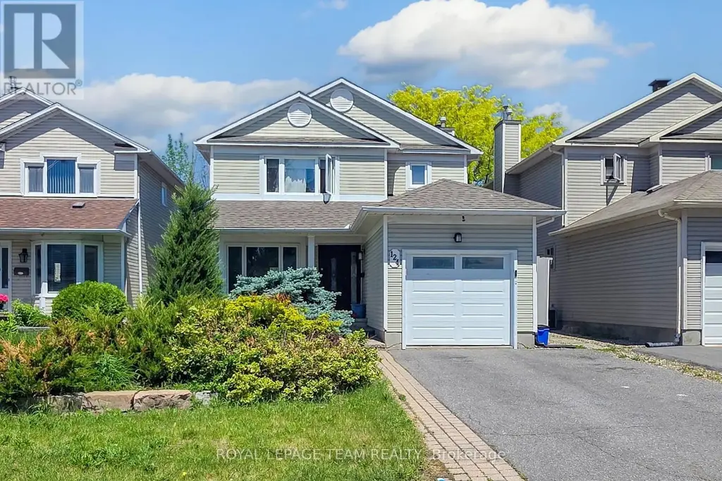124 Kennevale Drive, Ottawa