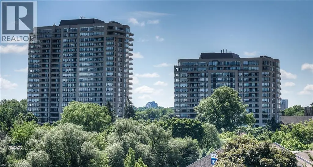 4 Willow Street Unit# 1104, Waterloo