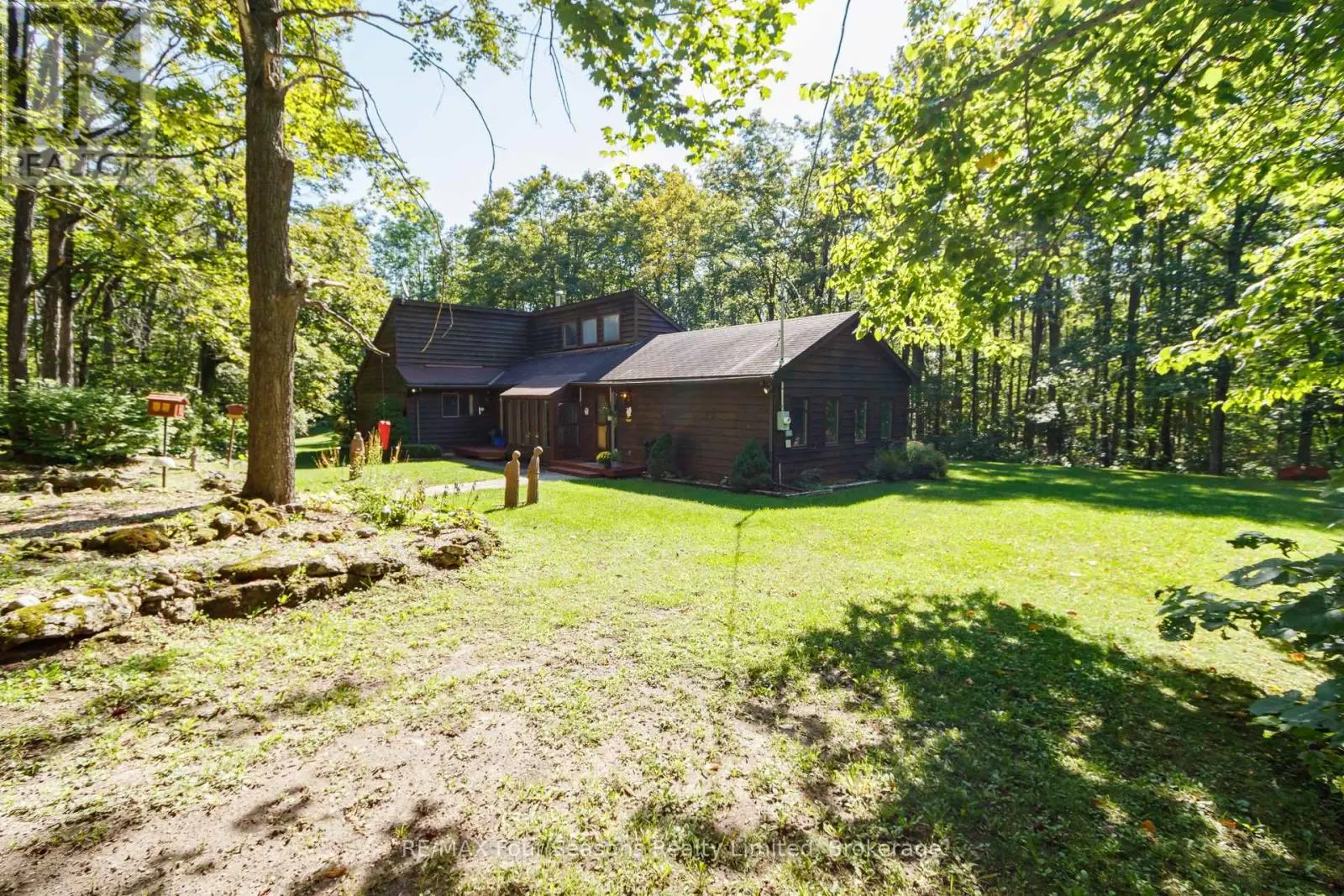 1415 County Rd 124, Clearview