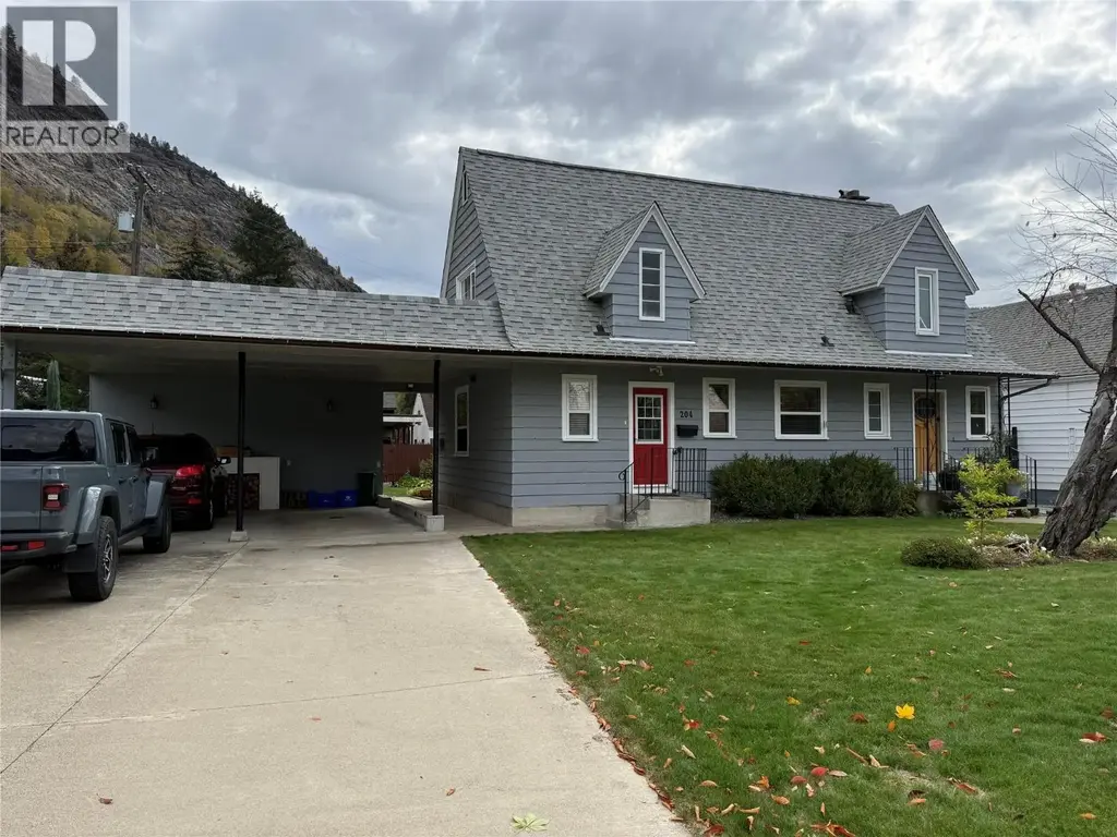 204 Diana Crescent, Trail