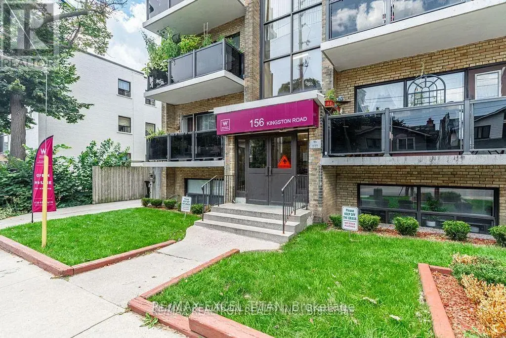 303 - 156 Kingston Road, Toronto (Woodbine Corridor)
