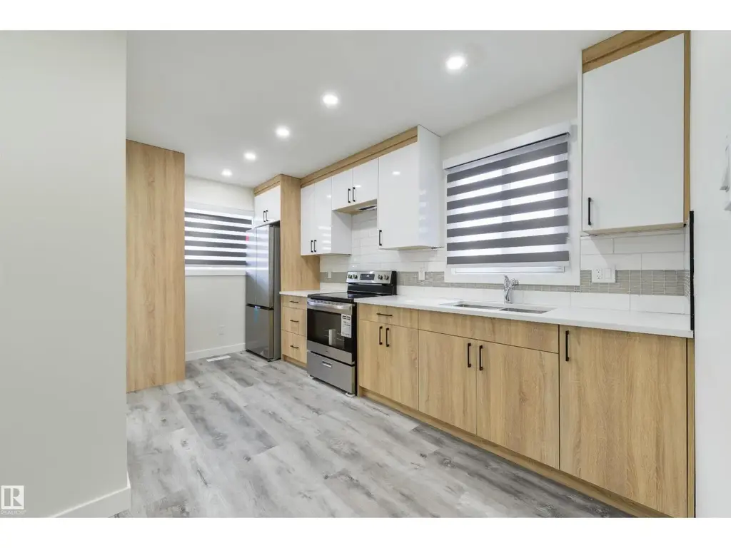 8019 141 Av Nw, Edmonton