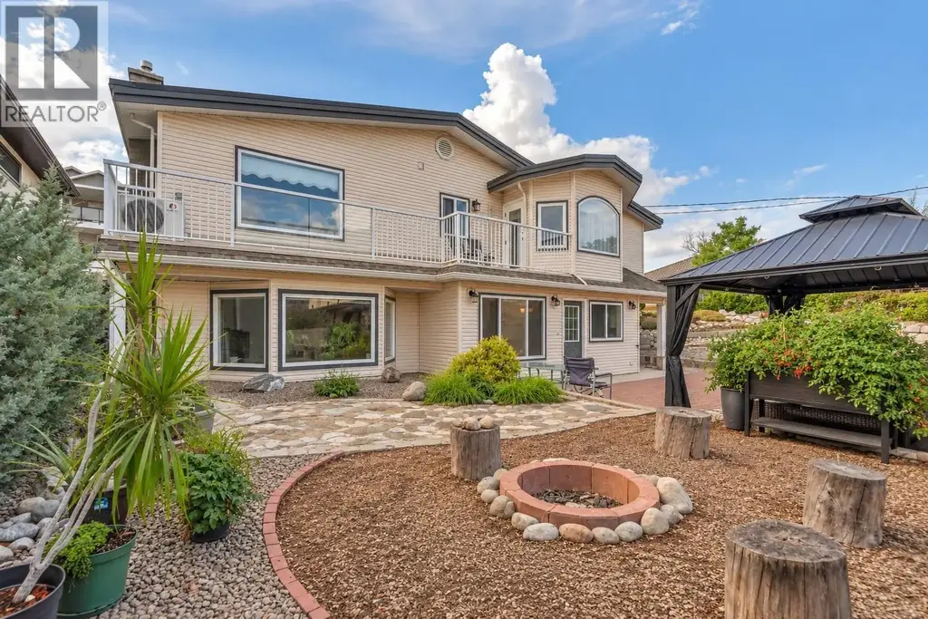 6764 Lakeside Drive, Oliver