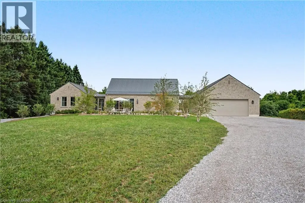 28 River Road, Brant County