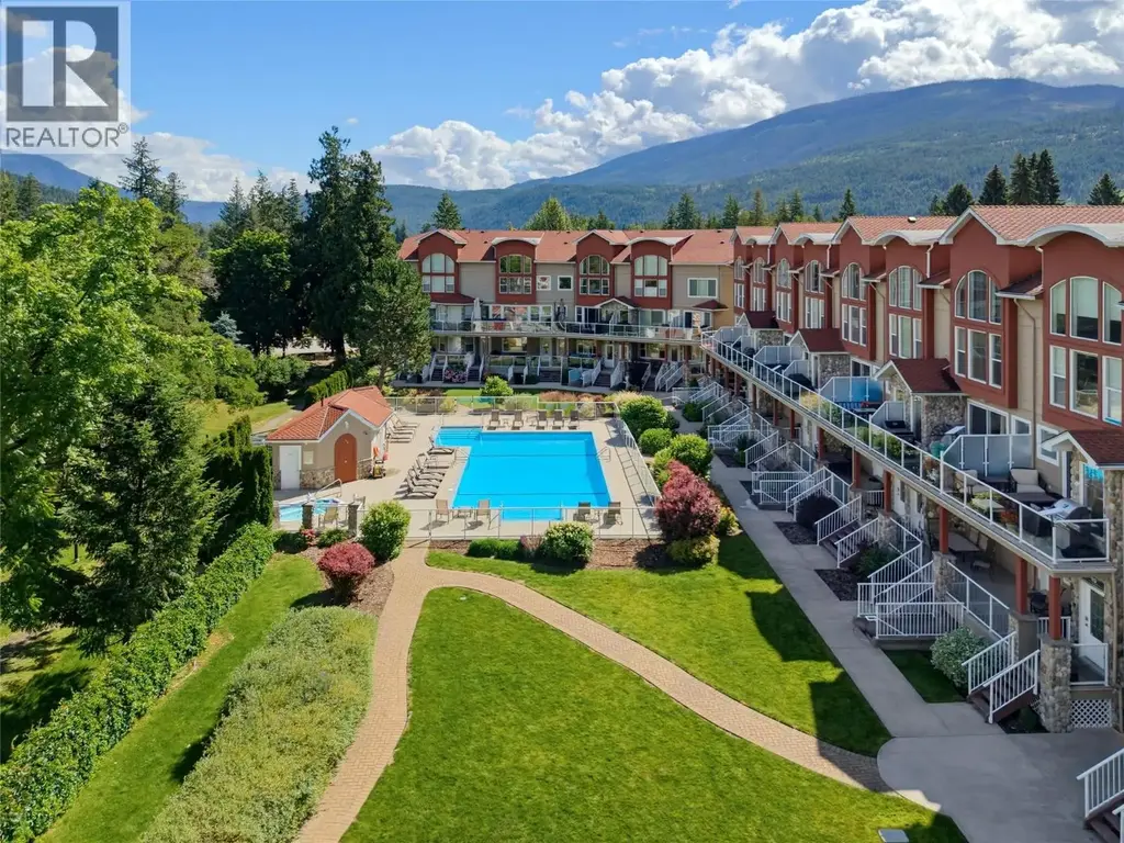 1130 Riverside Avenue Unit# 14, Sicamous