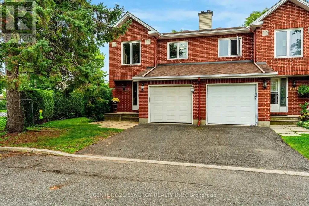 1932 Ashmont Street, Ottawa