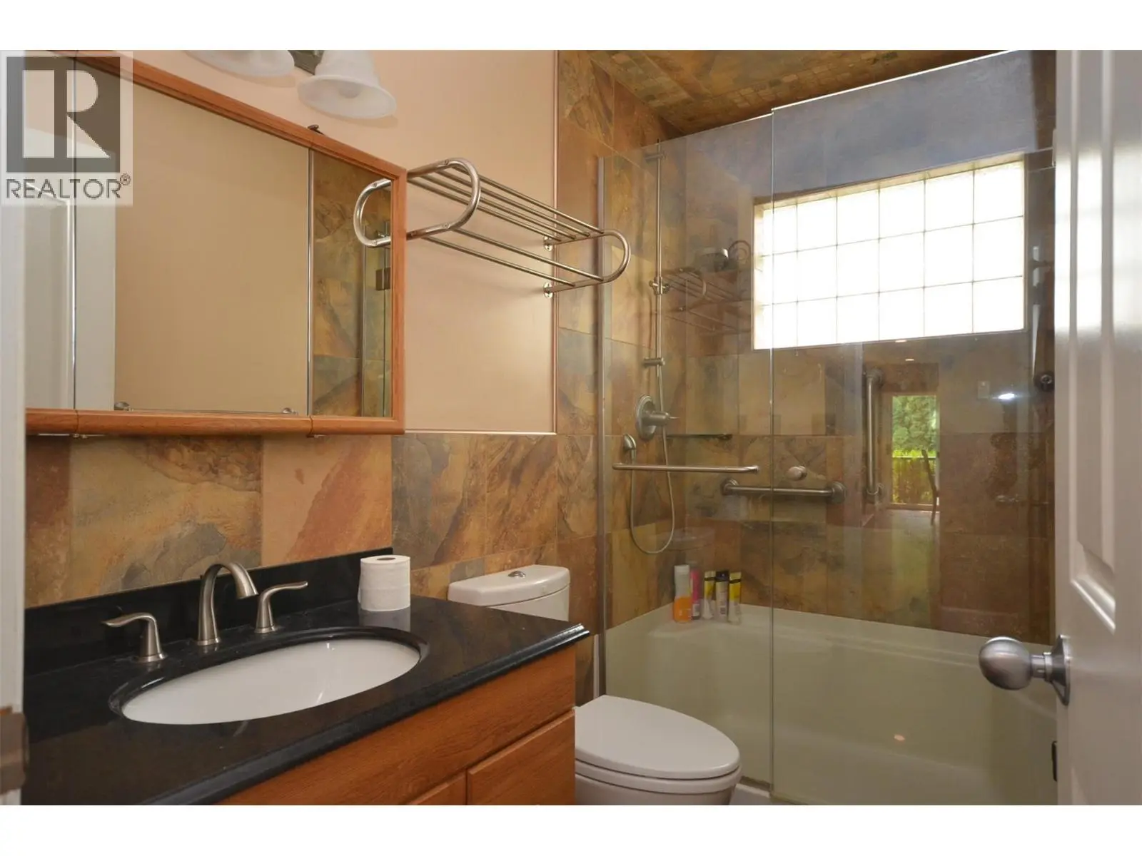 65 Sarsons Place. Coldstream, British Columbia