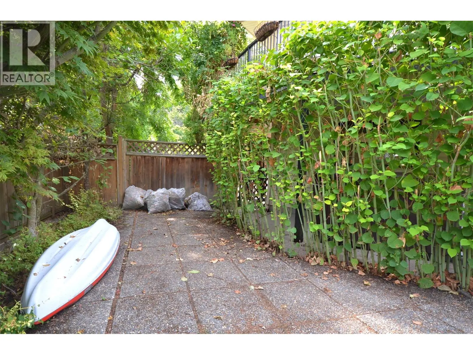 65 Sarsons Place. Coldstream, British Columbia