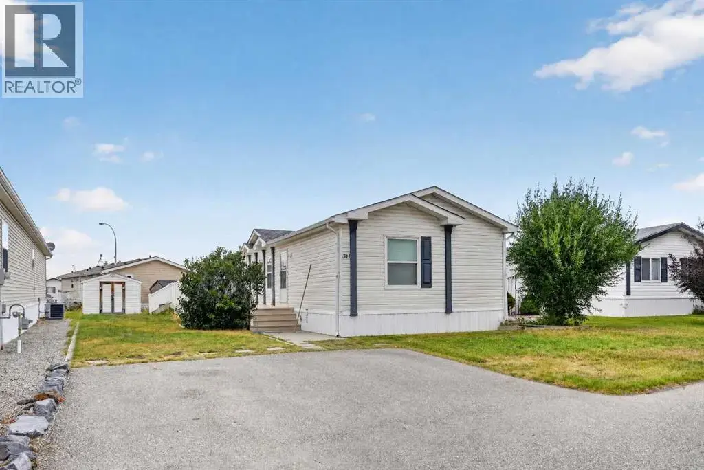 311 Rodeo Drive, Fort Macleod