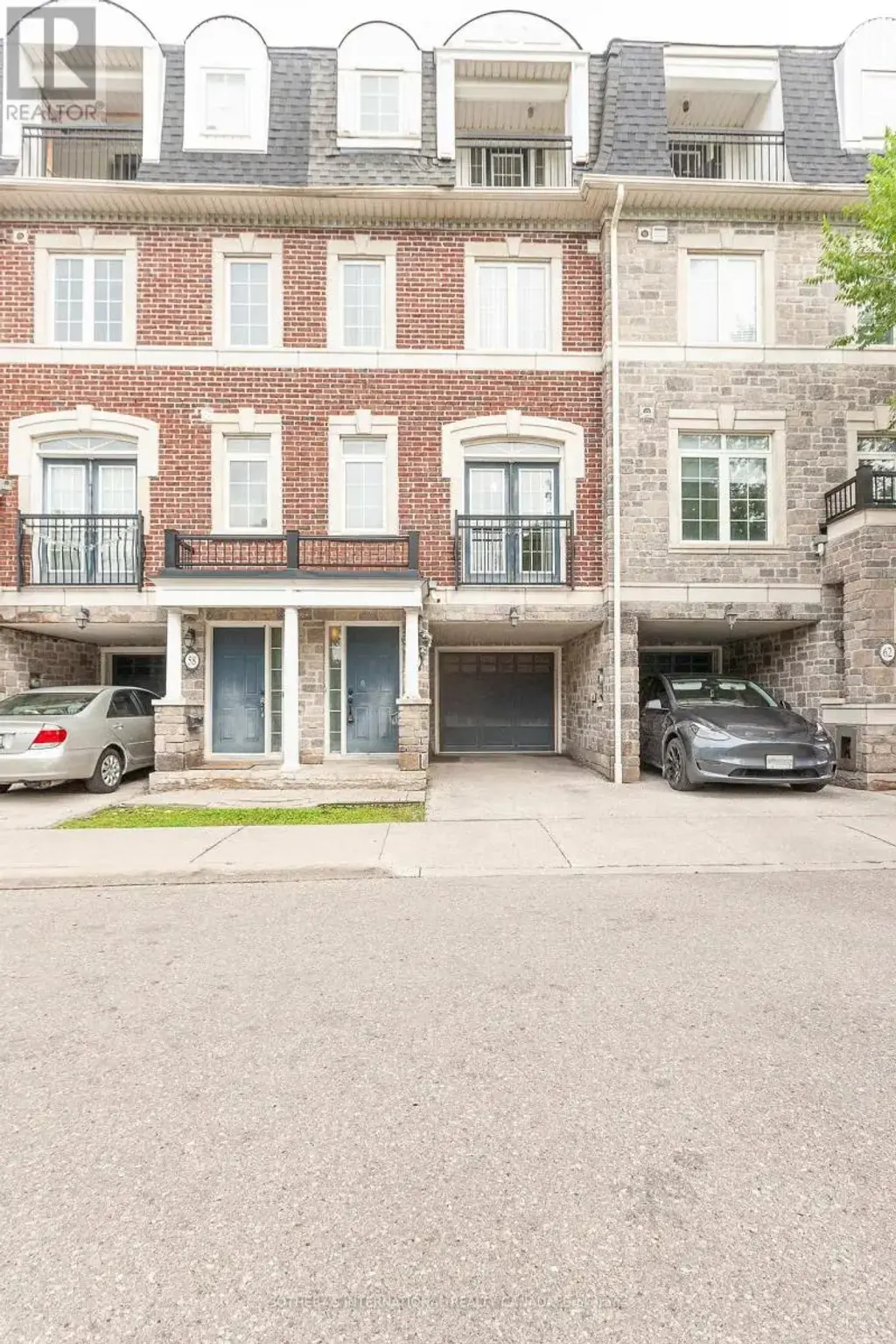 60 Routliffe Lane, Toronto (Newtonbrook West)