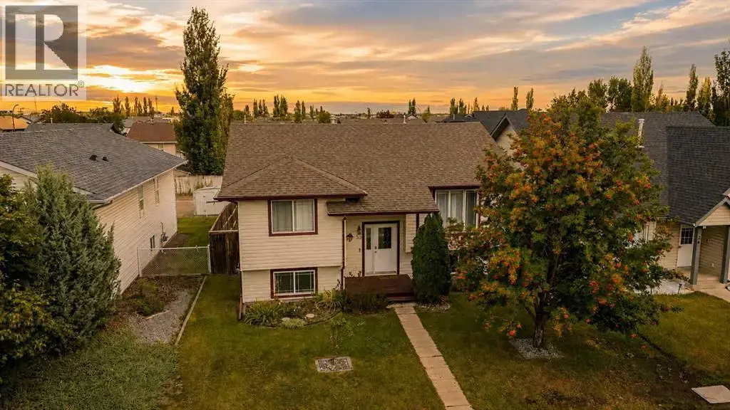 30 Kirkland Close, Red Deer