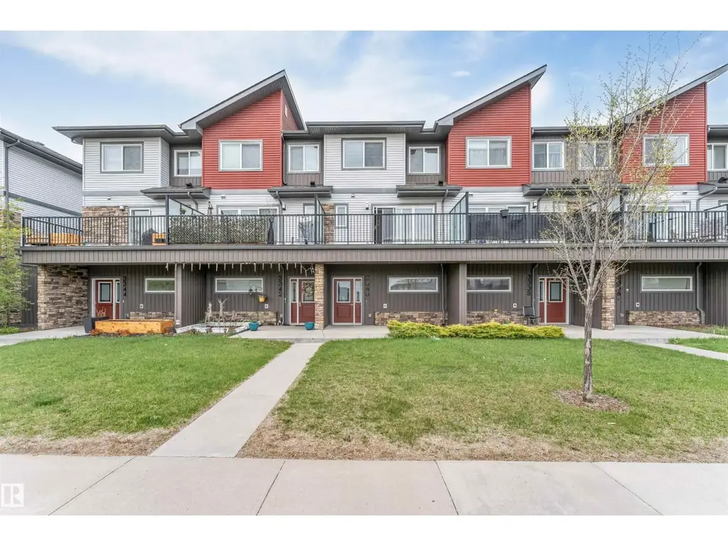 3340 15a Av Nw, Edmonton