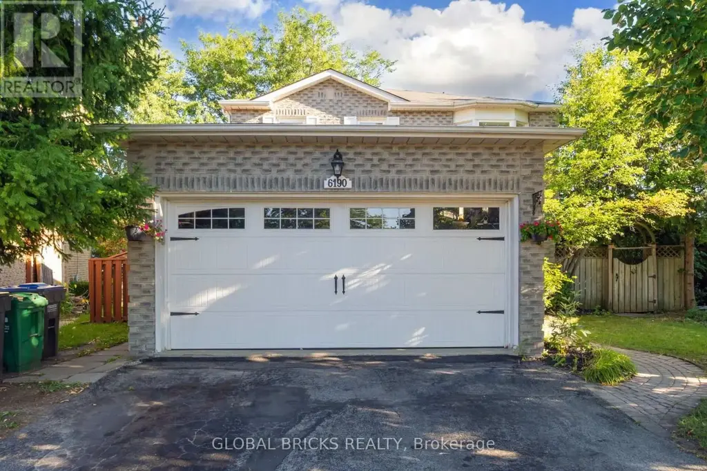 6190 Saltmarsh Court, Mississauga (Lisgar)