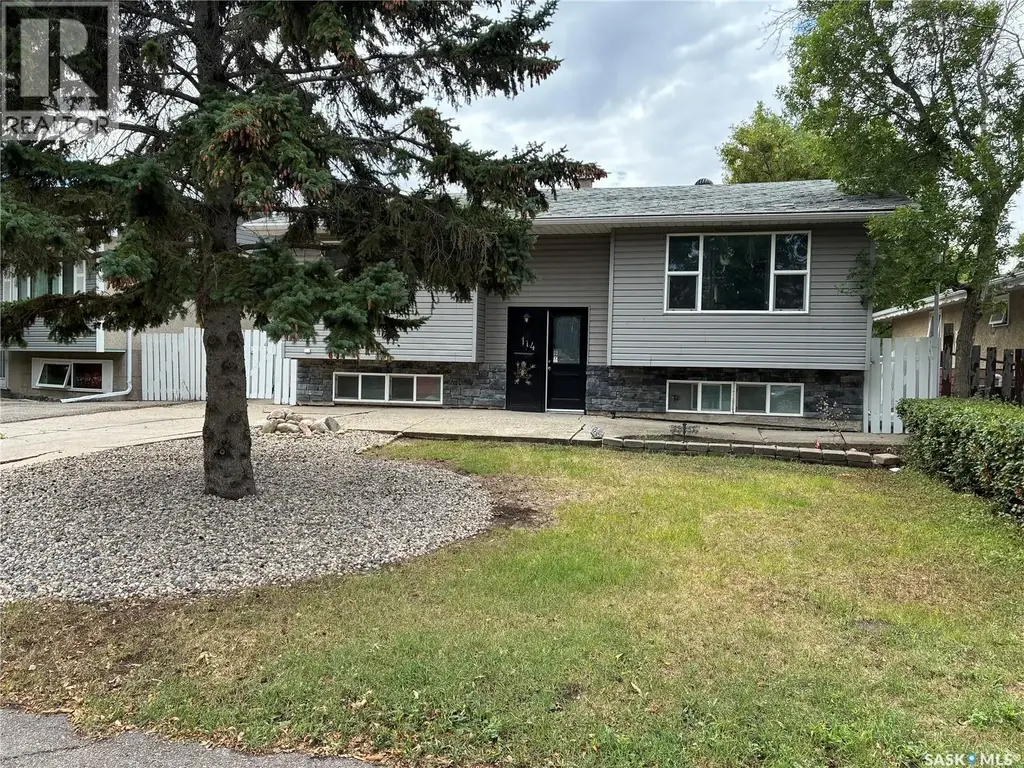 114 Rothwell Crescent, Regina
