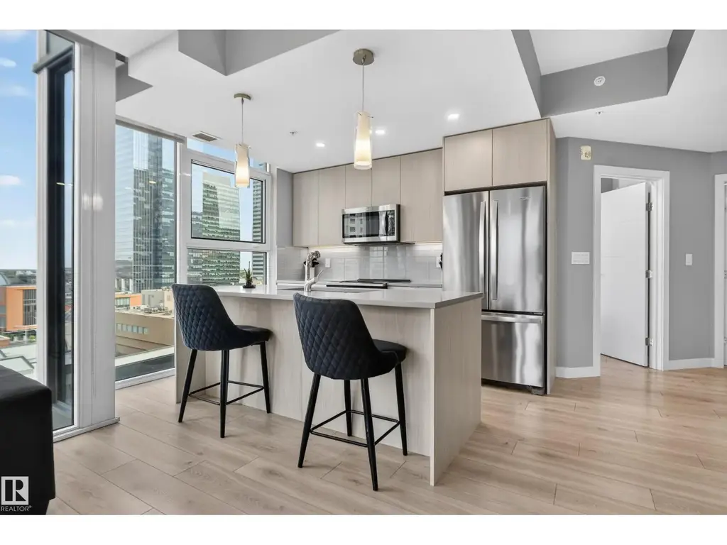 #1002 10180 103 St Nw, Edmonton