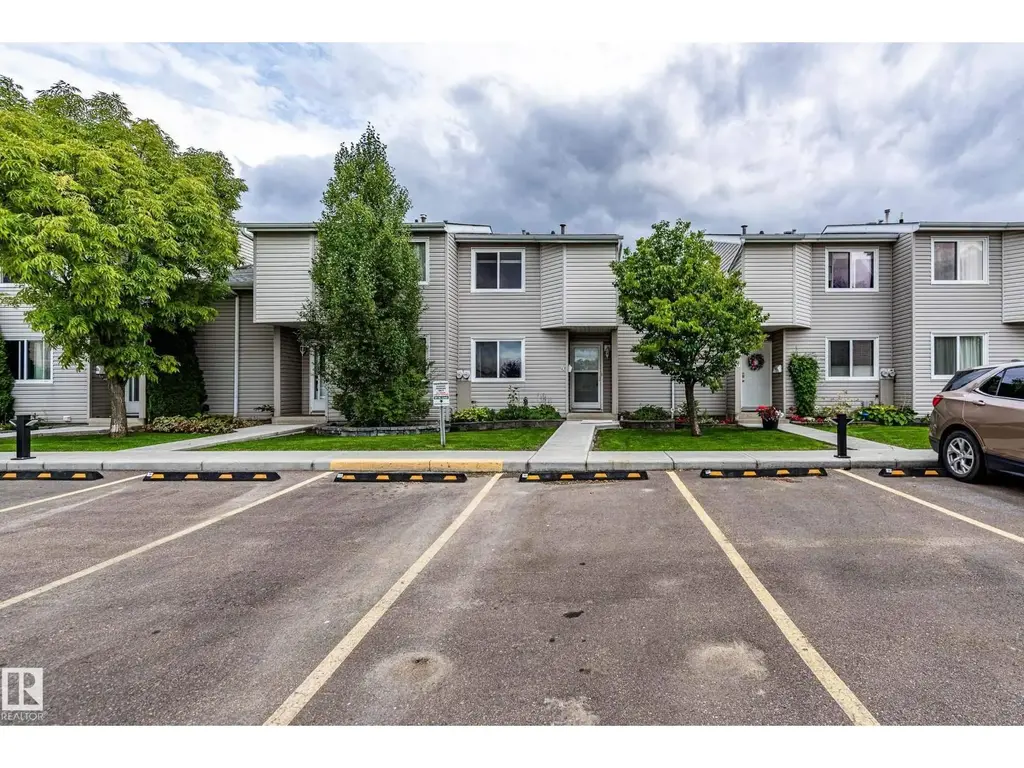 #4 3221 119 St Nw, Edmonton
