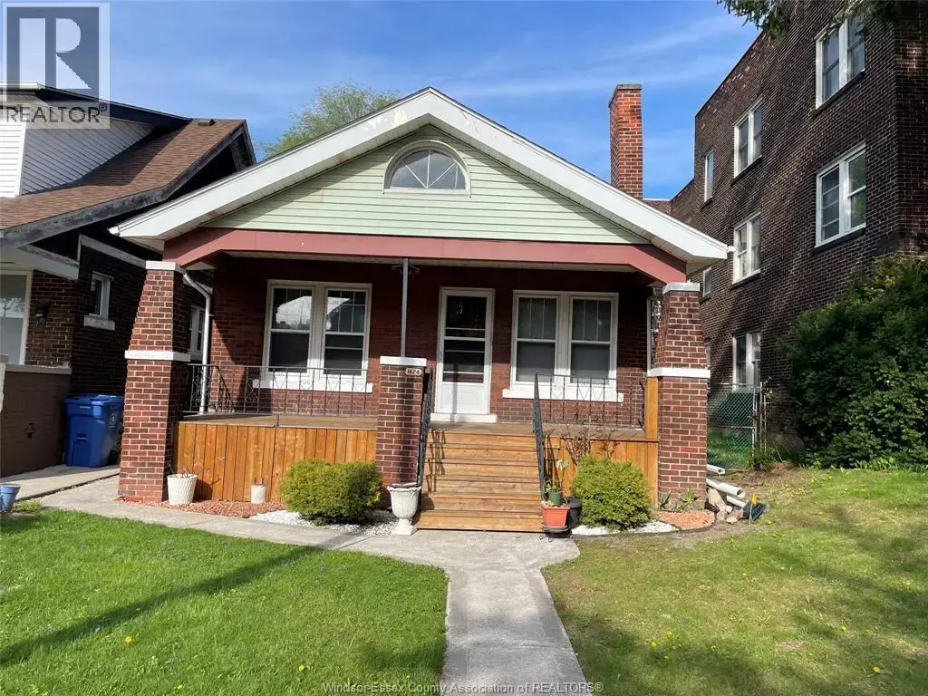 1624 Goyeau, Windsor
