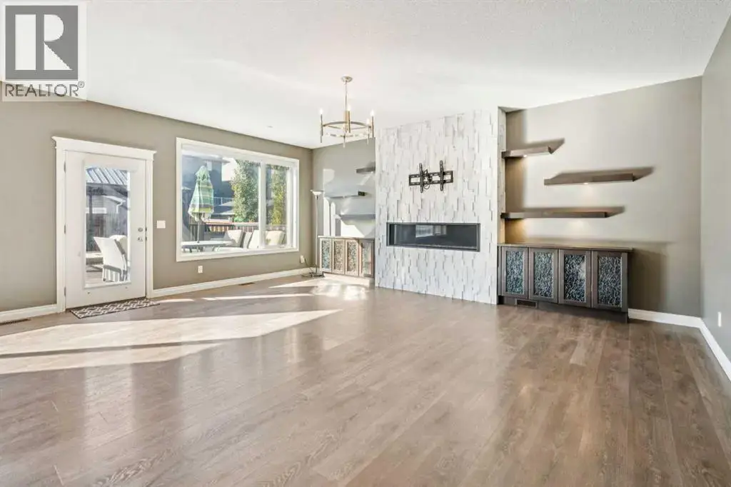 383 Evansglen Drive Nw, Calgary