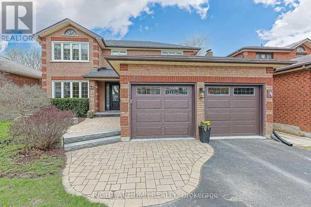 250 Hemlock Drive, Whitchurch-Stouffville (Stouffville)