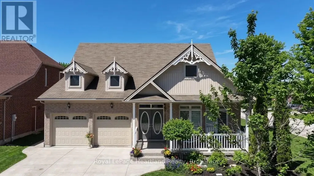 10 Macpherson Avenue, Huron East (Egmondville)