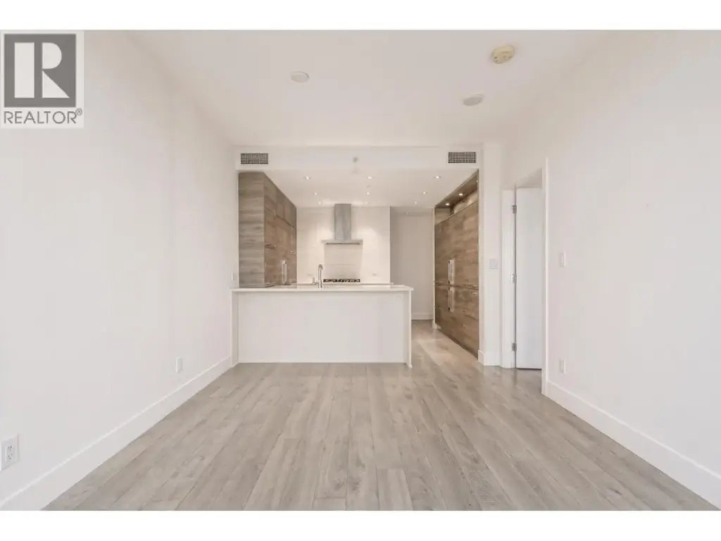 1403 7388 Kingsway, Burnaby