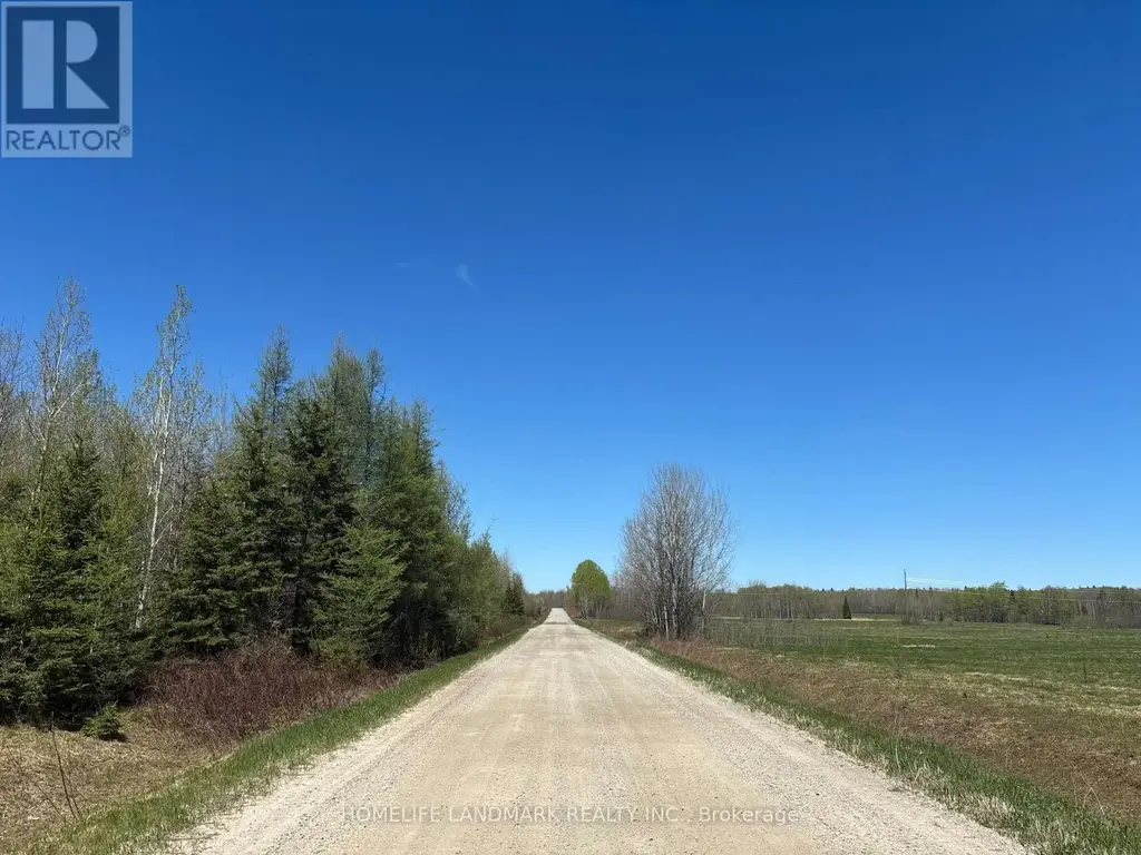 9 Ski Hill Road, Kapuskasing