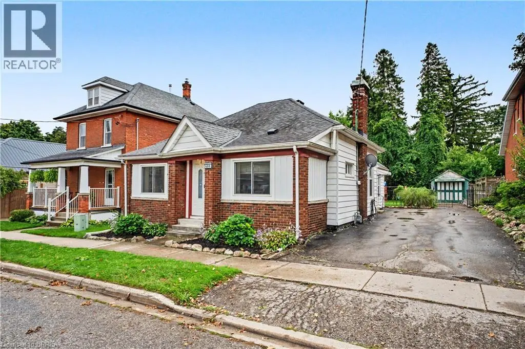 600 Peel Street, Woodstock