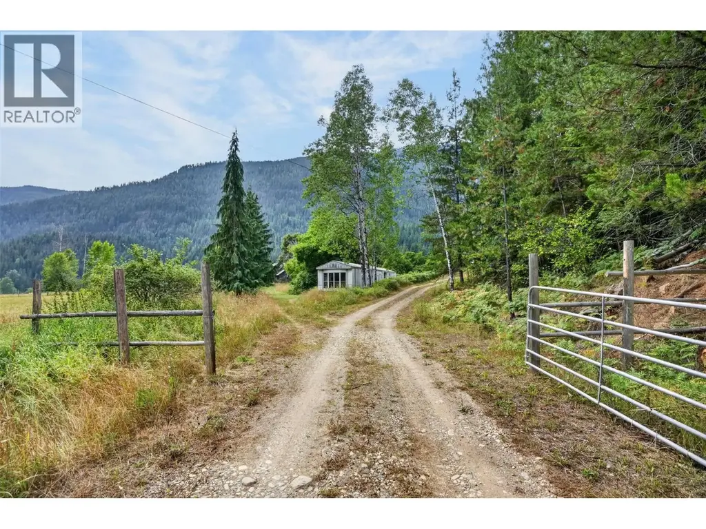 5795 Kaslo South Road, Kaslo