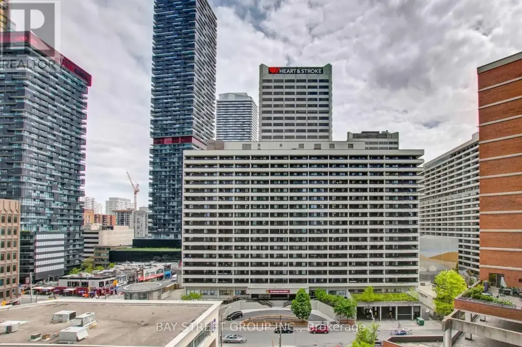 2108 - 33 Helendale Avenue, Toronto (Yonge-Eglinton)