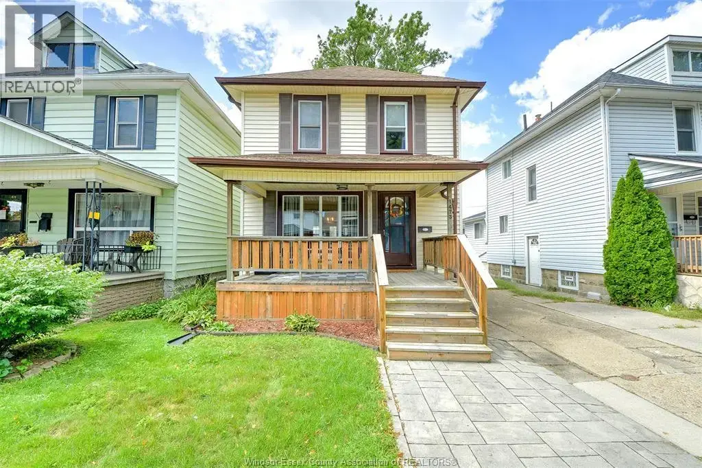 1473 Gladstone Avenue, Windsor