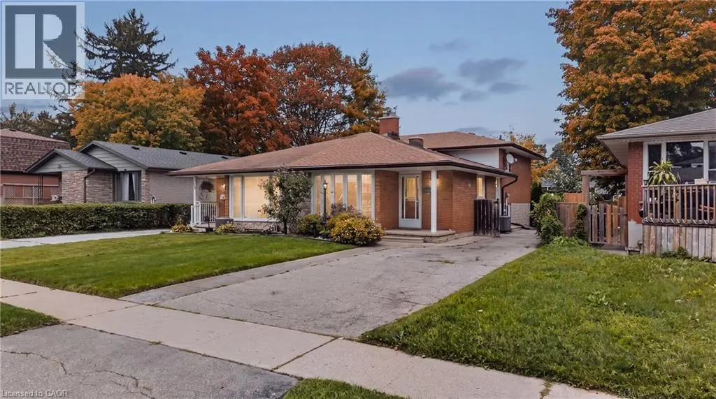 1393 Pineview Avenue, Cambridge