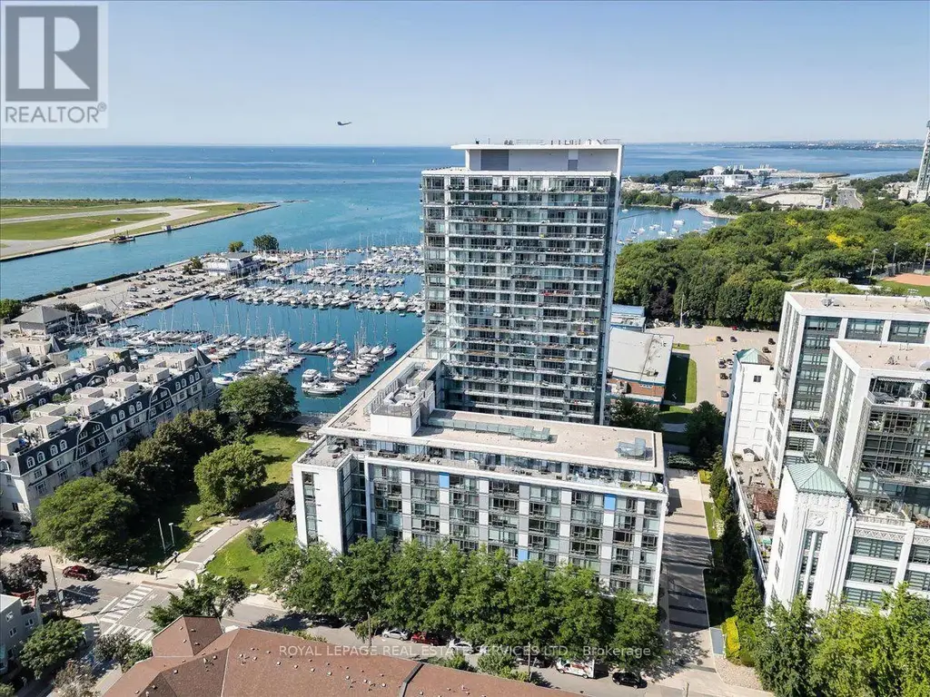 Lph01 - 90 Stadium Road, Toronto (Waterfront Communities)