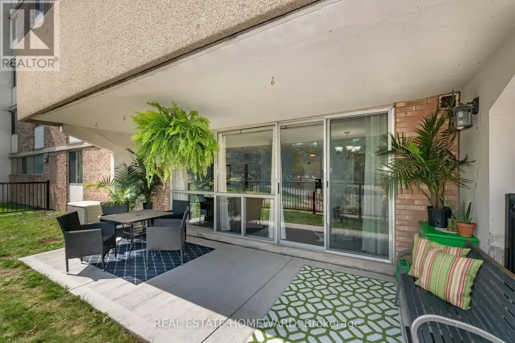 105 - 120 Dundalk Drive, Toronto (Dorset Park)