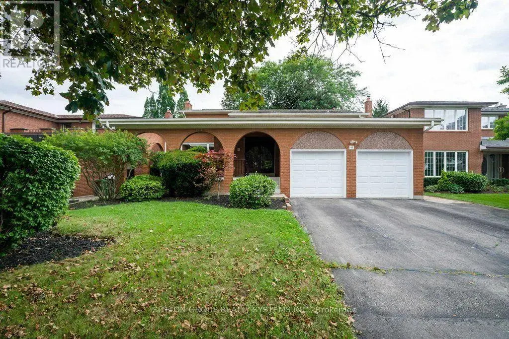 93 Poplar Heights Drive, Toronto (Edenbridge-Humber Valley)