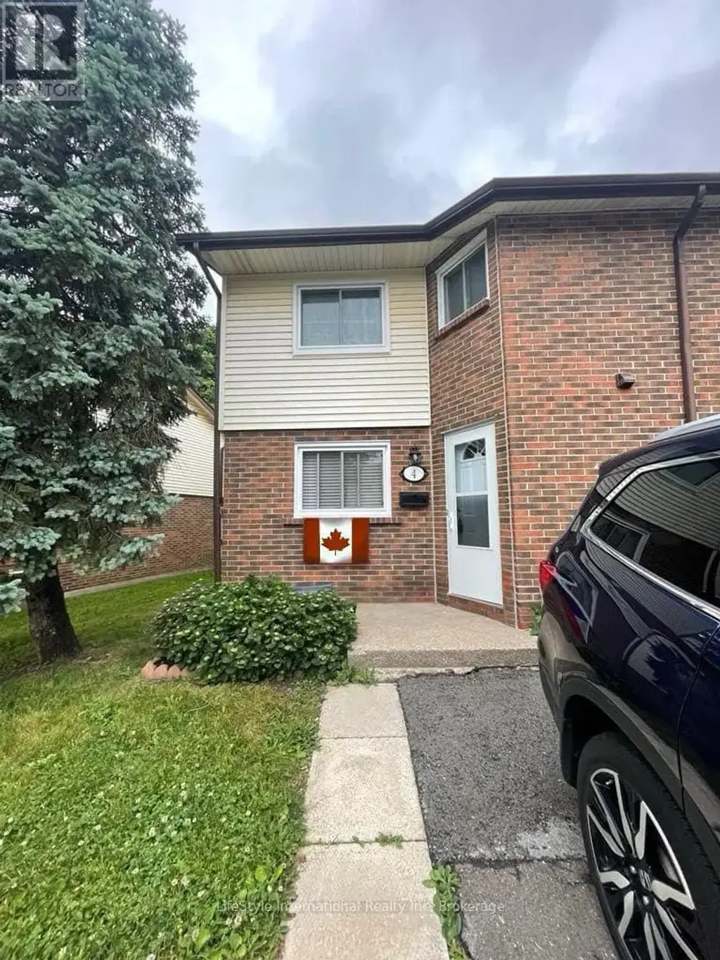 4 - 5982 Dunn Street, Niagara Falls (Arad/Fallsview)