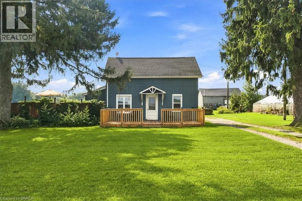 1276 Brantford Road, Vanessa