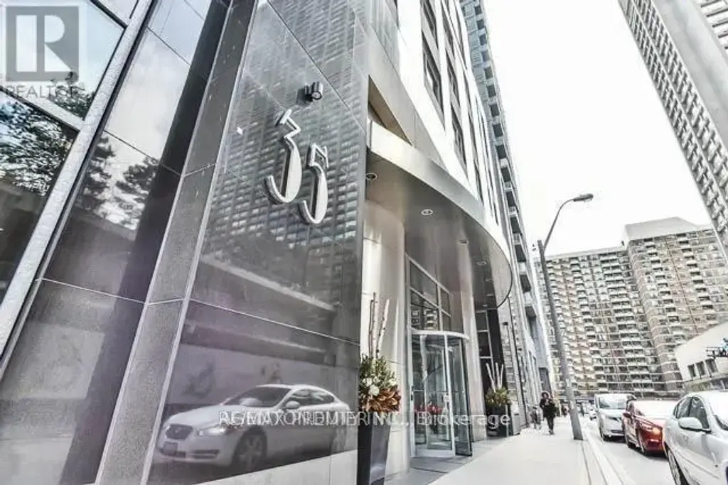 1009 - 35 Balmuto Street, Toronto (Bay Street Corridor)
