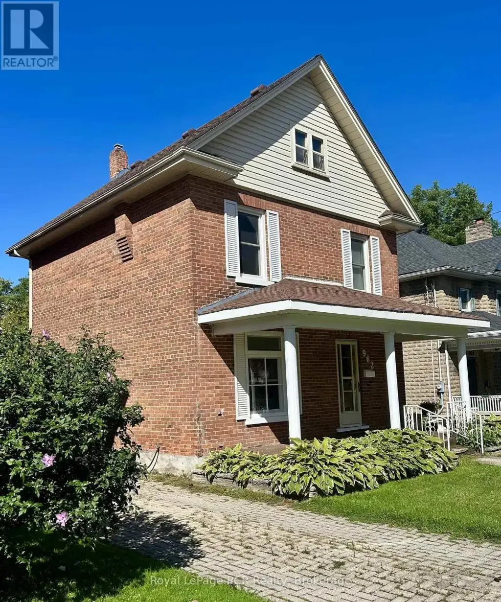 962 7th Avenue E, Owen Sound