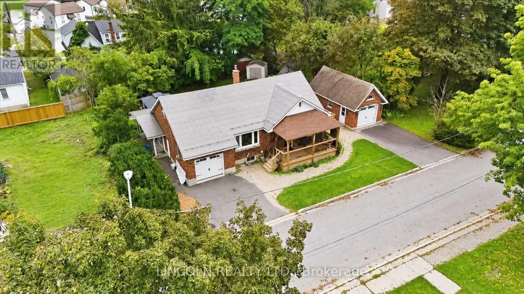 3 Brown Street, Clarington (Bowmanville)