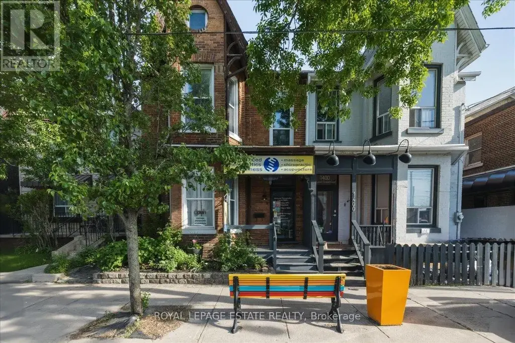 1398 Queen Street E, Toronto (Greenwood-Coxwell)