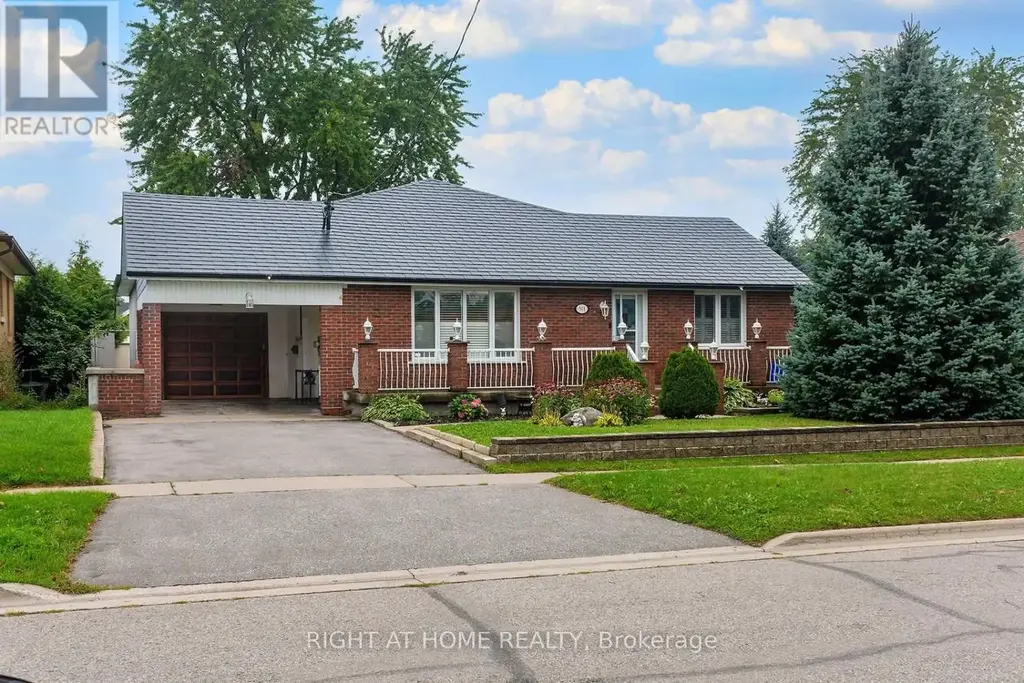 511 Woodcrest Avenue, Oshawa (McLaughlin)