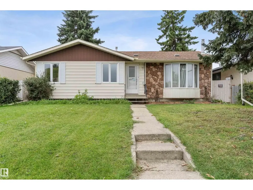 8827 138 Av Nw, Edmonton