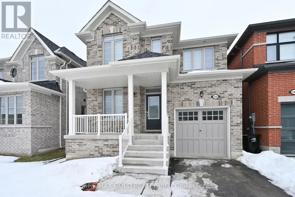 1345 Davis Loop, Innisfil (Lefroy)