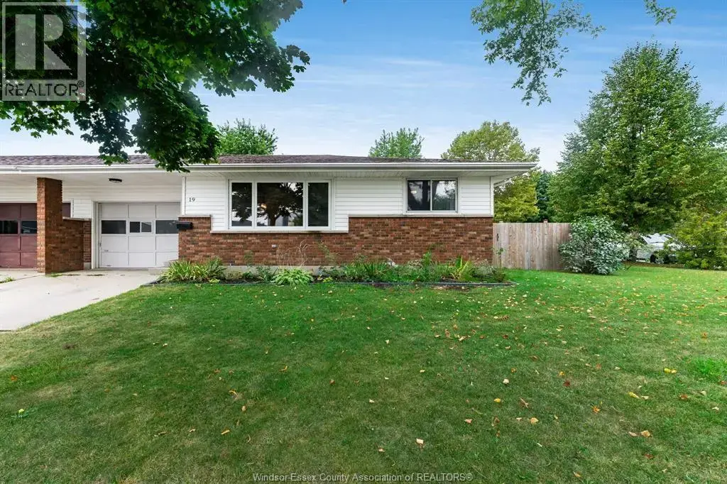 19 Rickway Drive, Leamington