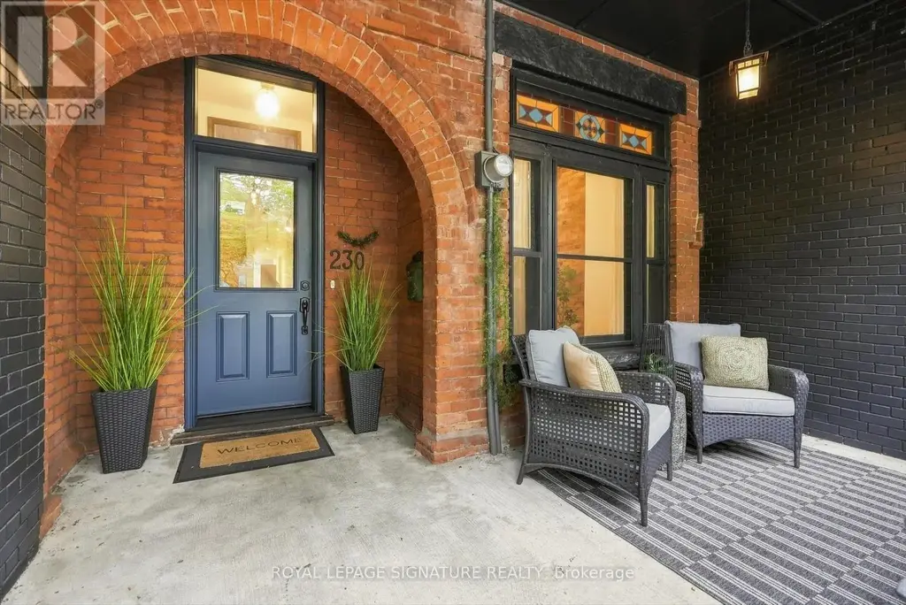 230 Dovercourt Road, Toronto (Little Portugal)